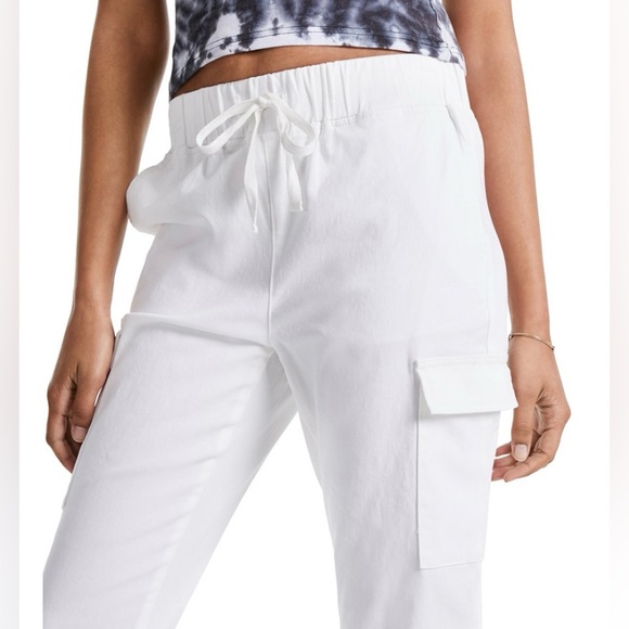 Tinseltown High-Waisted Pull-On Utility Jogger Pants, Cargo Jogger Pants Size: M - Picture 4 of 12